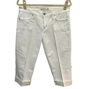 Levi’s - 545 Jeans - White Capri Jeans - size 8